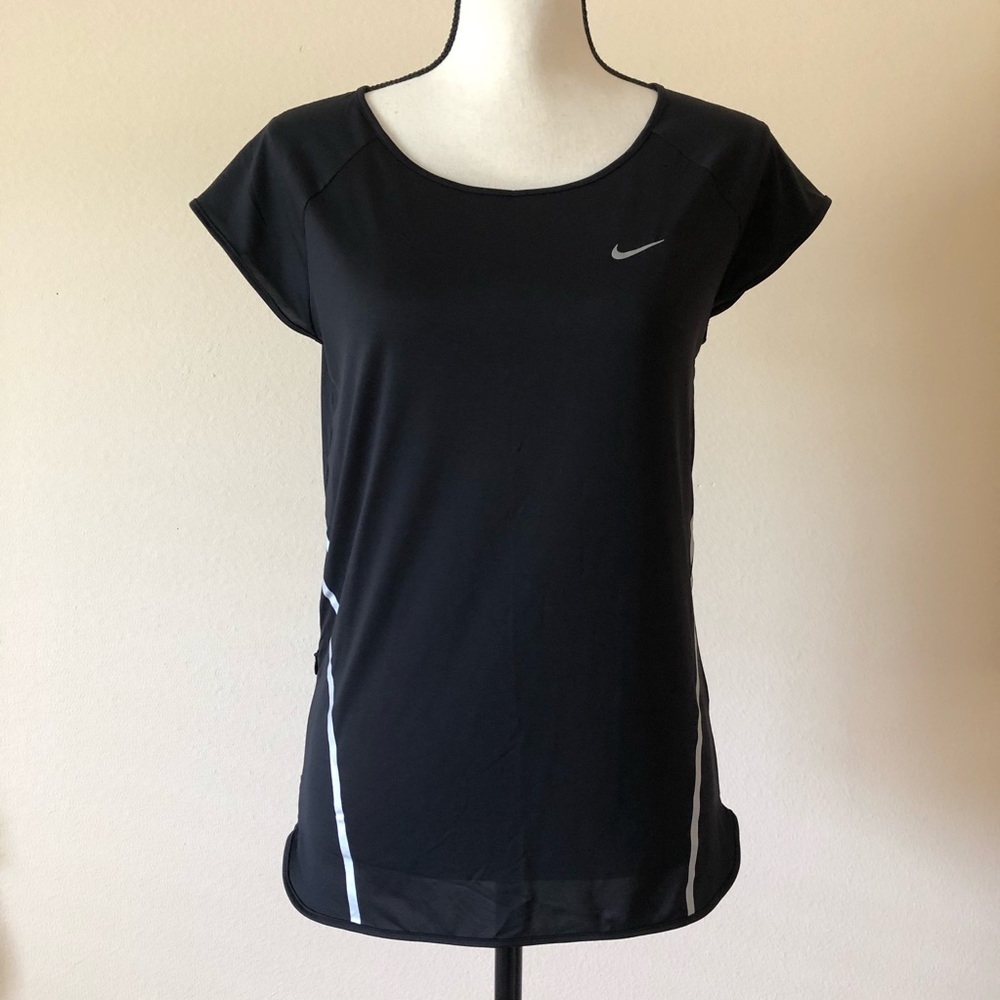 Nike Dri Fit Running short sleeve Size S